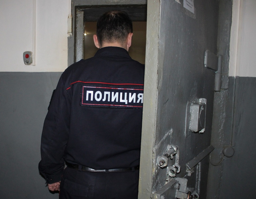 В Екатеринбурге задержали стрелка, ранившего человека у бара на Малышева