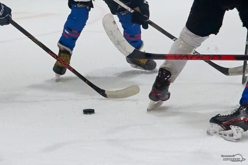 Спортшкола в Екатеринбурге выплатит юному хоккеисту 50 тысяч за сломанный позвоночник