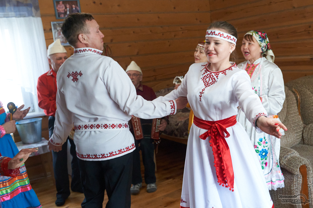 «Культура передаётся нам с материнским молоком»: как живут старшее и младшее поколения марийцев в Екатеринбурге