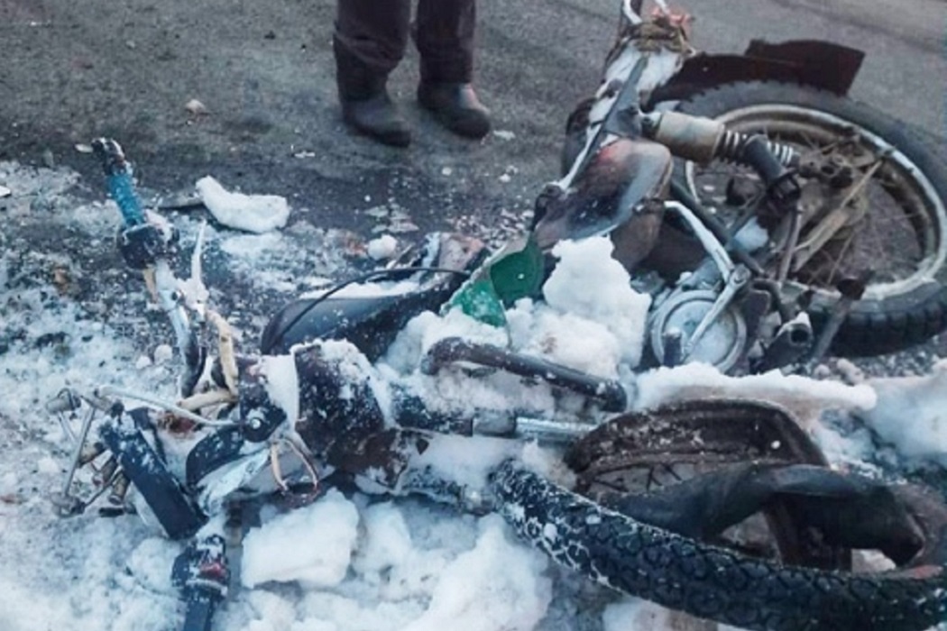 Молодой мотоциклист погиб в ДТП с легковушкой в Шалинском районе.