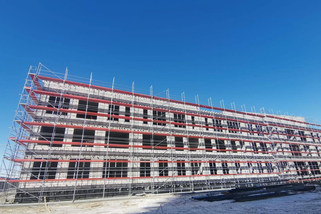 В Новом Уренгое строят школу на 1600 учеников 2