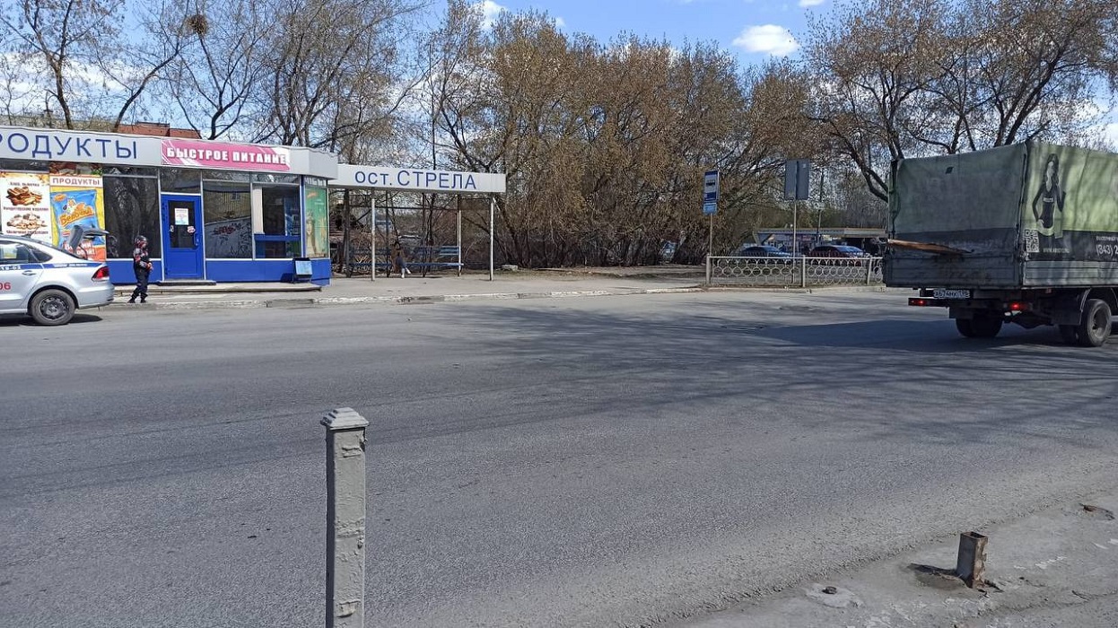 ГИБДД Екатеринбурга разыскивает водителя, сбившего ребёнка на улице Лётчиков 