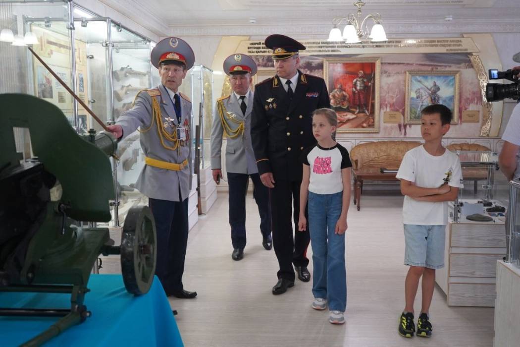 Руководитель челябинского полицейского главка Михаил Скоков съездил заграницу
