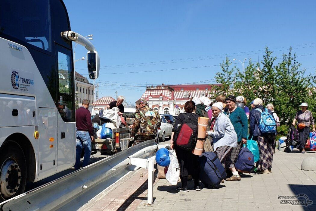 Из Екатеринбурга выехали паломники, чтобы пройти 180 км Великорецкого крестного хода