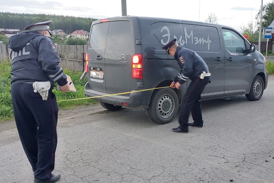 Фургон Citroen сбил 8-летнего мальчика в деревне Шайдурово под Сысертью