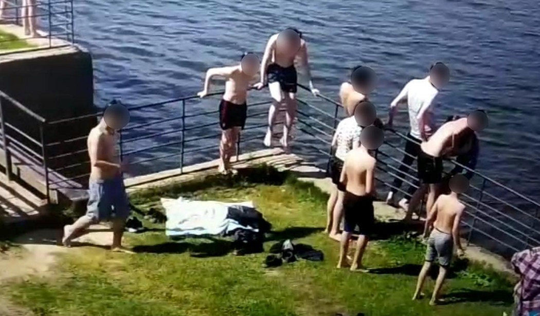 Подросток утонул на озере Малый Исток в Екатеринбурге