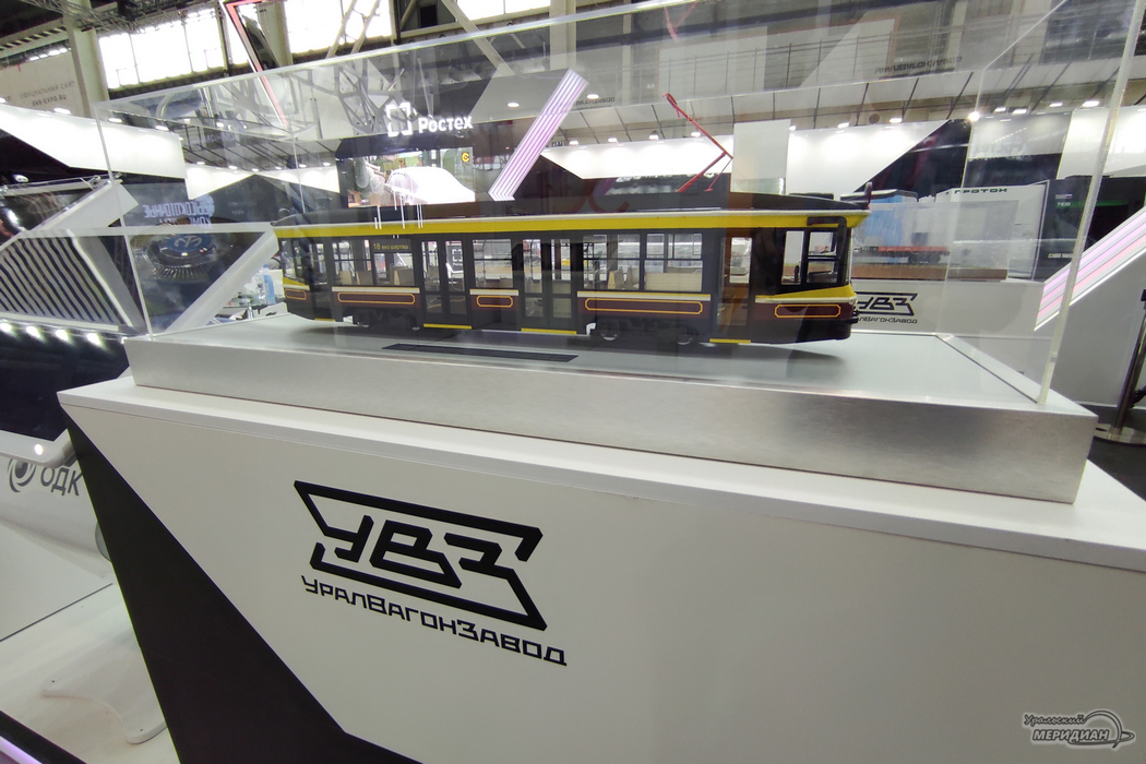 Уралтрансмаш показал на ИННОПРОМе дизайн ретро-трамваев для Санкт-Петербурга
