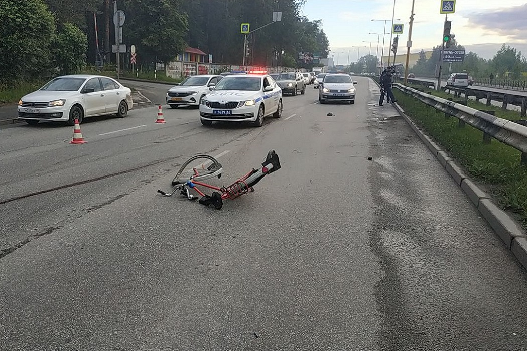 В Екатеринбурге водитель Daewoo Nexia насмерть сбил 43-летнего велосипедиста