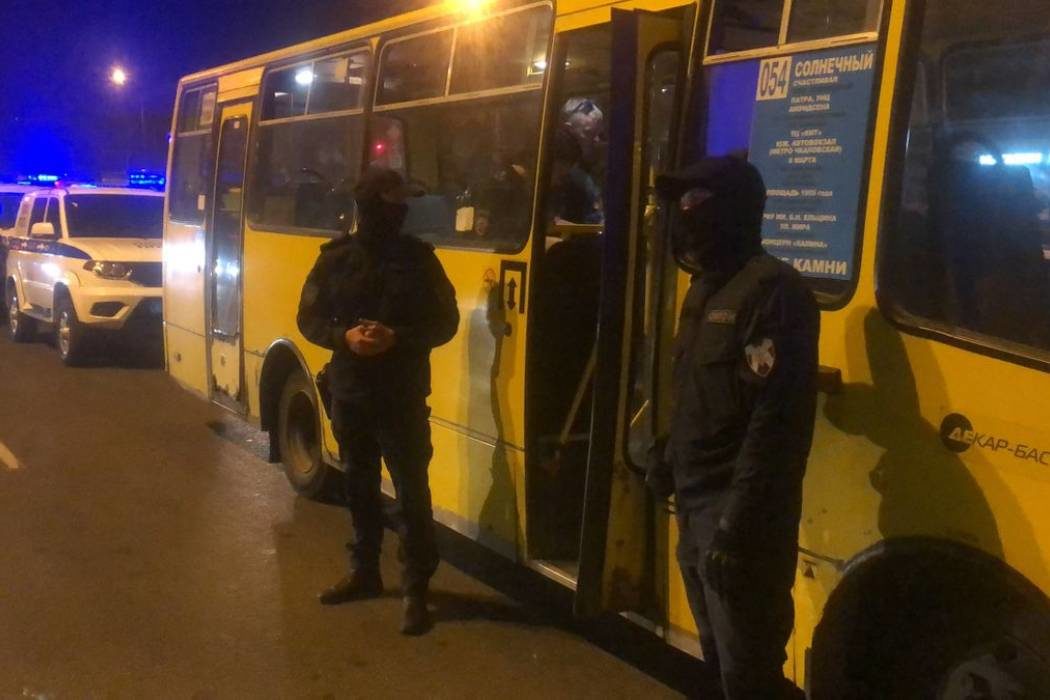 В Кировском районе полиция Екатеринбурга провела рейд по барам и улицам