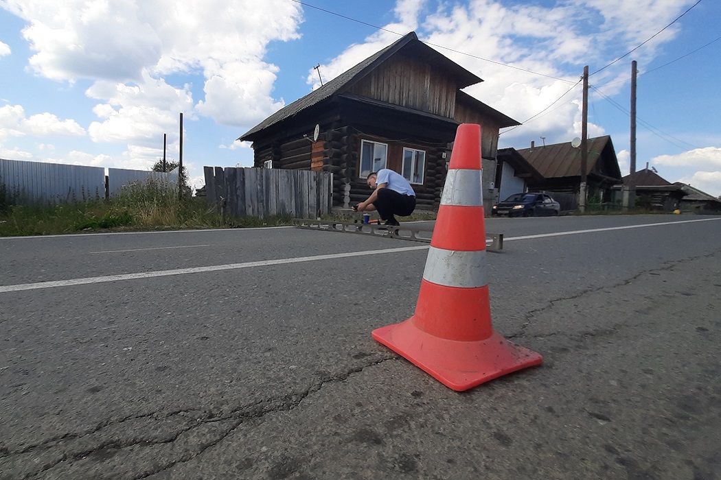 УАЗ сбил перебегавшую дорогу 6-летнюю девочку в уральском посёлке Ачит