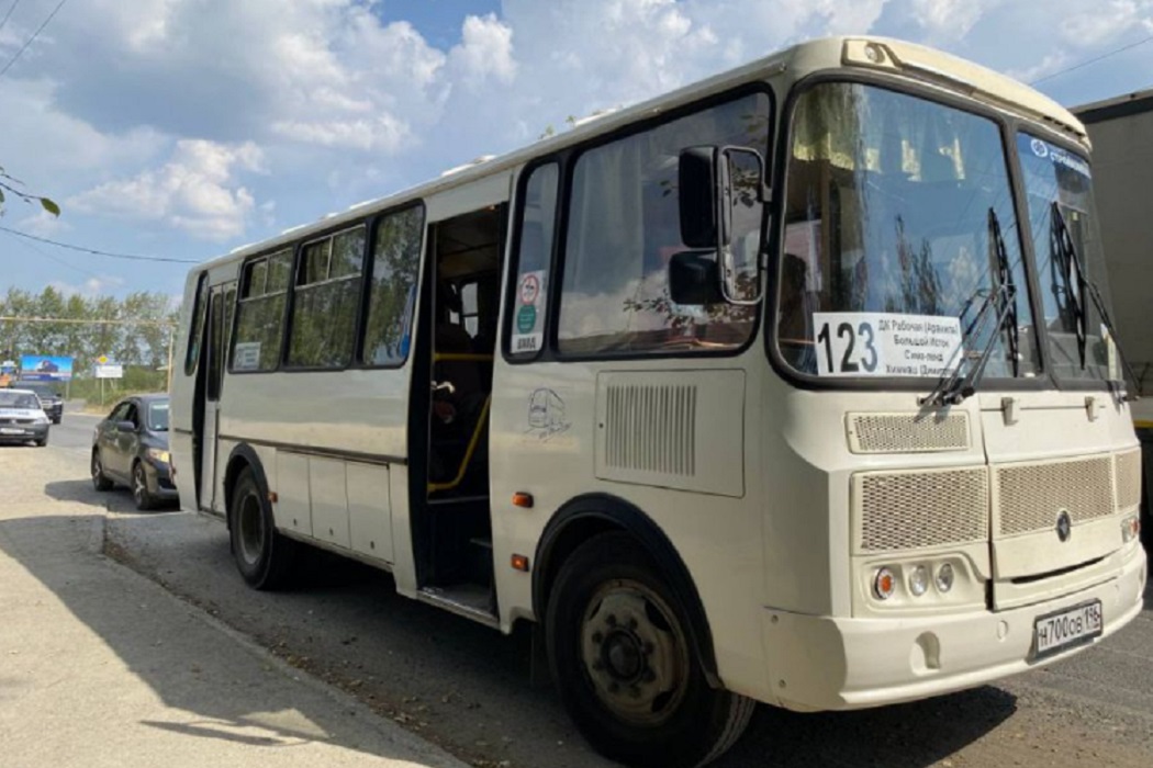 Новый автобус №123 связал Арамиль и Большой Исток с Екатеринбургом