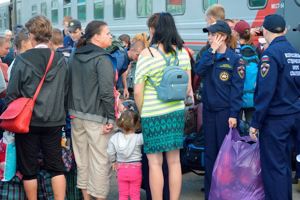 В санаторий в Нижних Сергах доставили 53 беженца с Украины