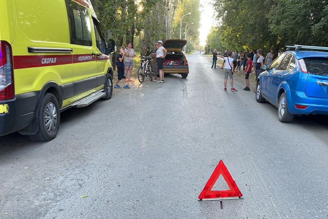 В Екатеринбурге женщина за рулём Renault сбила 6-летнего велосипедиста