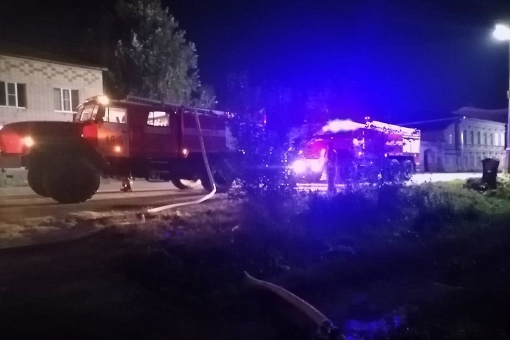Один человек пострадал при пожаре в жилом доме в Камышлове