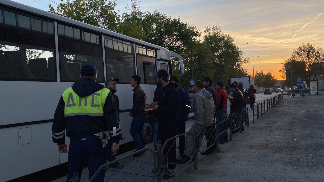 Рейд по мигрантам провели силовики в Железнодорожном районе Екатеринбурга