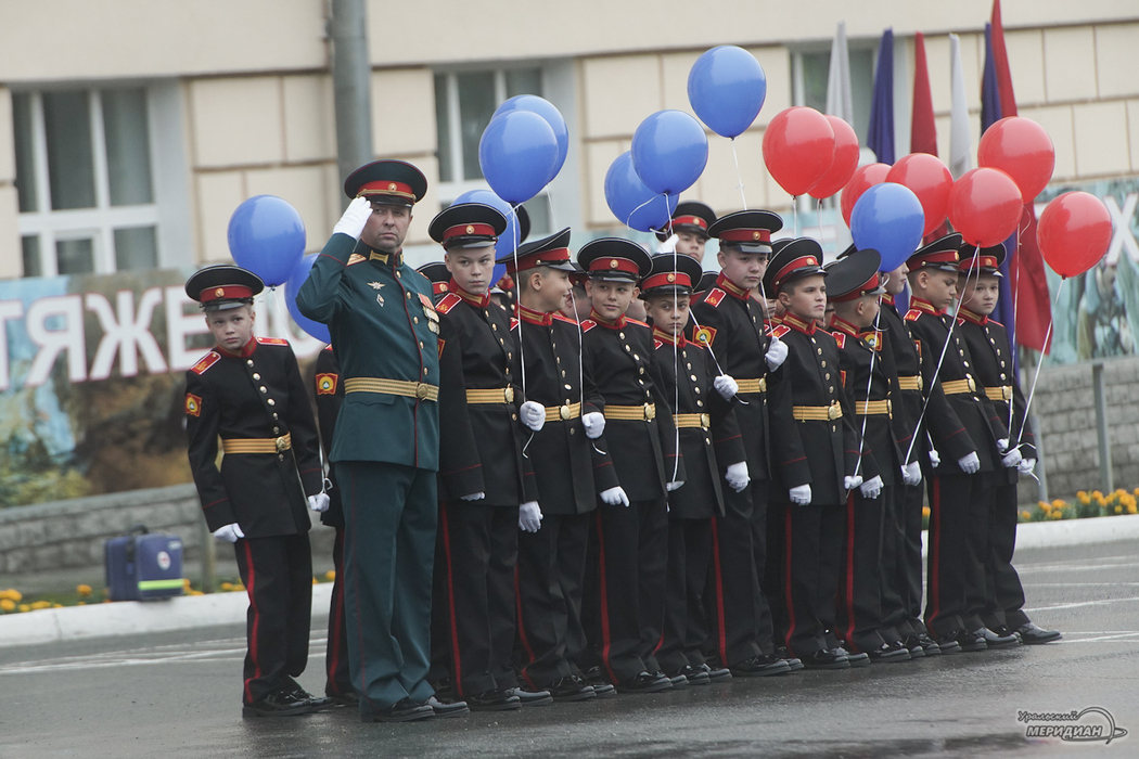 В Екатеринбургском суворовском военном училище отметили День знаний