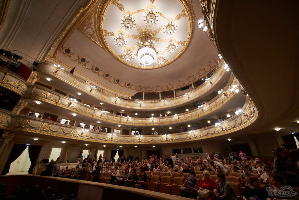 В Екатеринбурге состоялась премьера спектакля «Сказки Перро» от «Урал Опера Балет»
