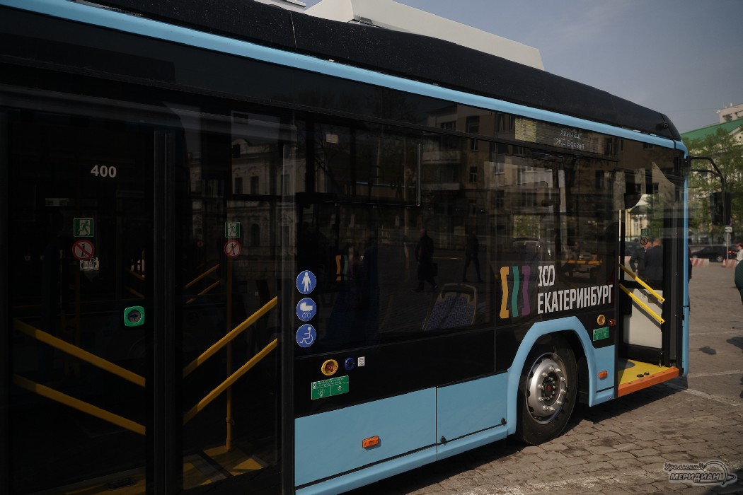Десять новых троллейбусов с автономным ходом выехали на улицы Екатеринбурга