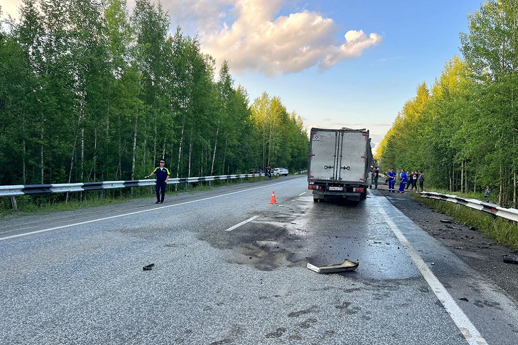 В ДТП с «Камазом» на Серовском тракте погиб водитель большегруза «Чайка»