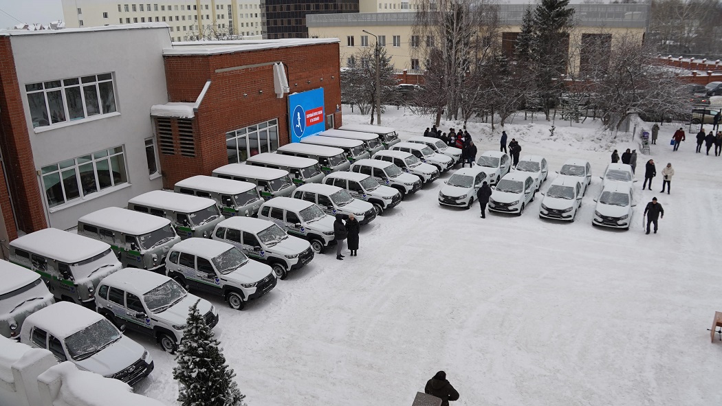 Свердловские больницы получили 41 новый автомобиль за 44,5 миллиона