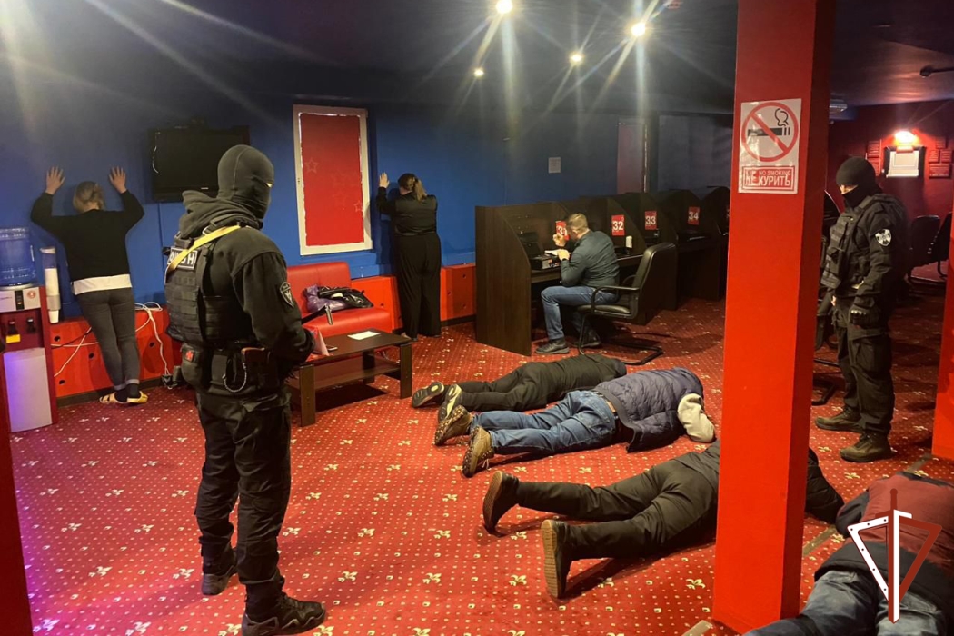 В Нижневартовске силовики задержали организаторов подпольного казино