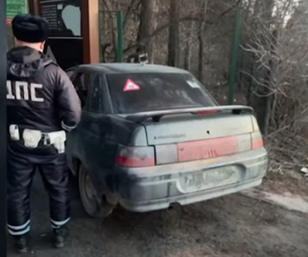 16-летний школьник катался по Екатеринбургу на угнанной «Ладе»