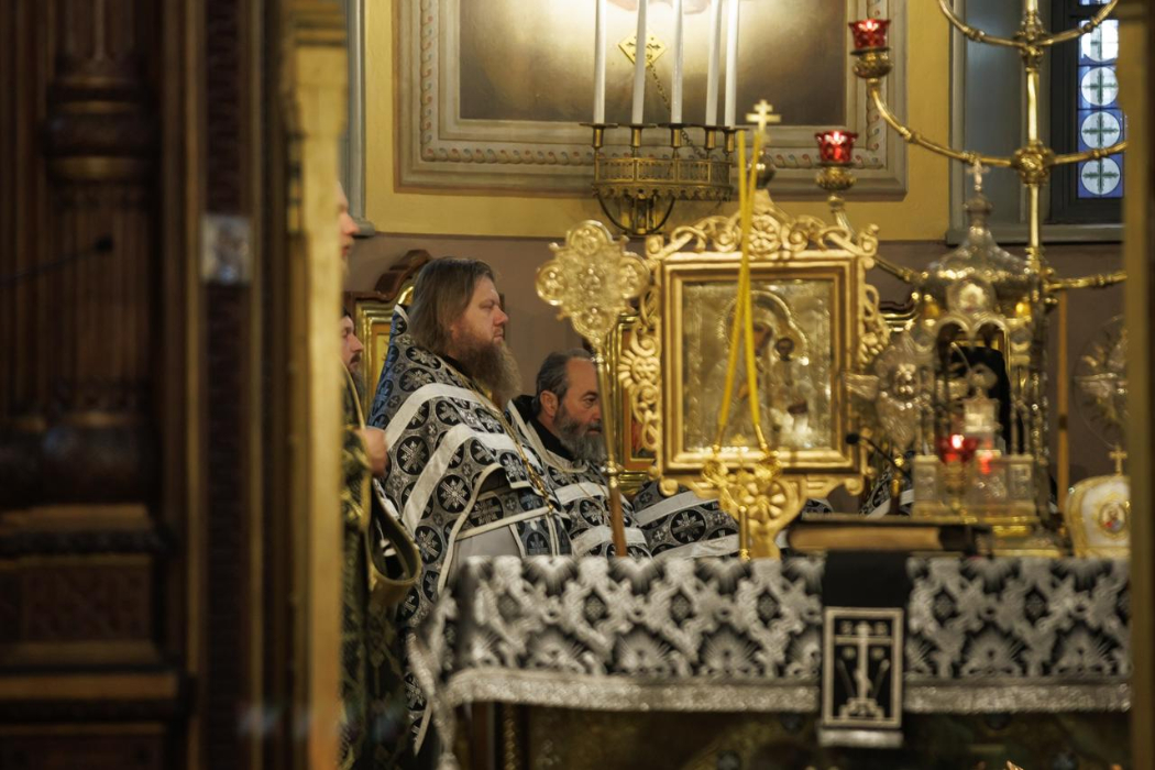В Иерусалиме уральские священники провели службу в главном храме русского православия