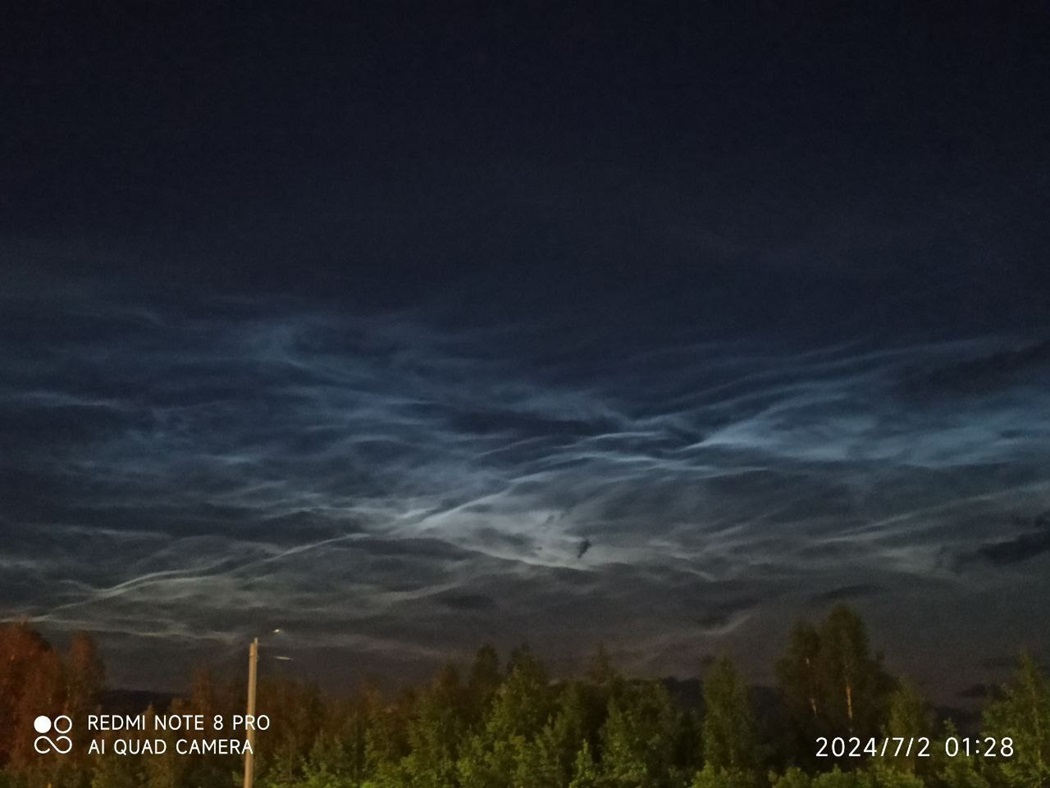 Серебристые облака появились в небе над Свердловской областью