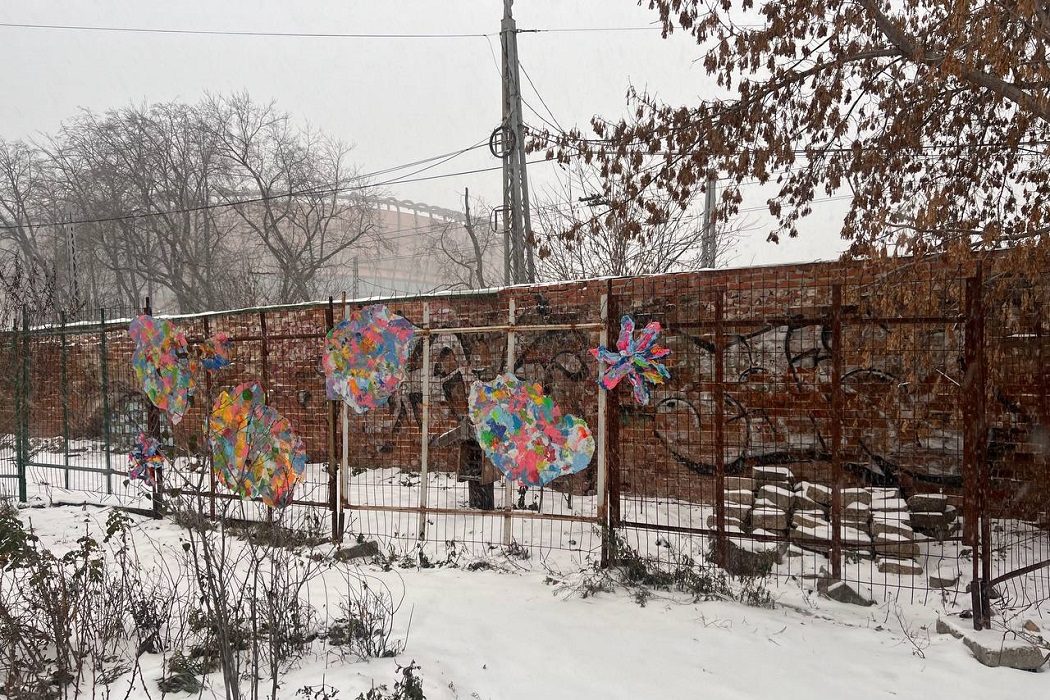 Вандалы украли арт-объект «Надувательство» в саду Нурова в Екатеринбурге